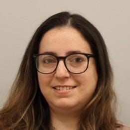 Photo of Luiza Reali Nazario, Dr